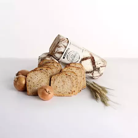 Wiejski Bochenek Chleb cebulowy